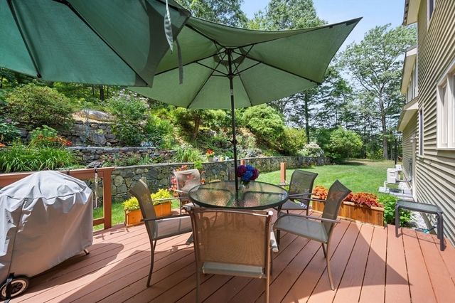 77 Tadmuck Road, Westford, MA 01886