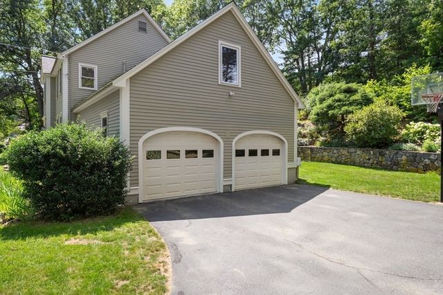 77 Tadmuck Road, Westford, MA 01886