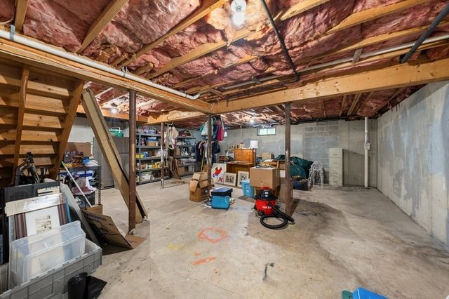 77 Tadmuck Road, Westford, MA 01886