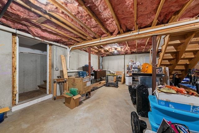 77 Tadmuck Road, Westford, MA 01886