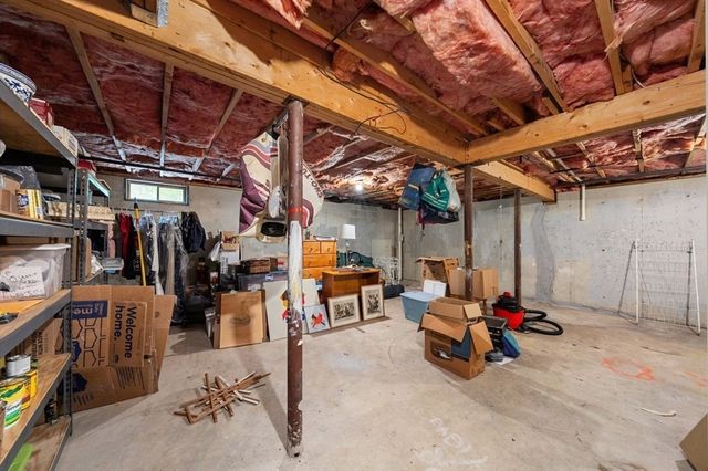 77 Tadmuck Road, Westford, MA 01886