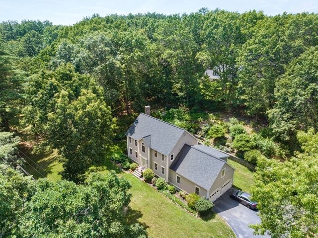 77 Tadmuck Road, Westford, MA 01886