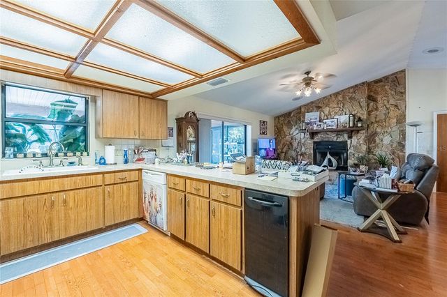 645 E THELMA STREET, Lake Alfred, FL 33850