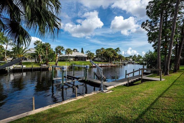 1947 NW Palmetto Terrace, Stuart, FL 34994