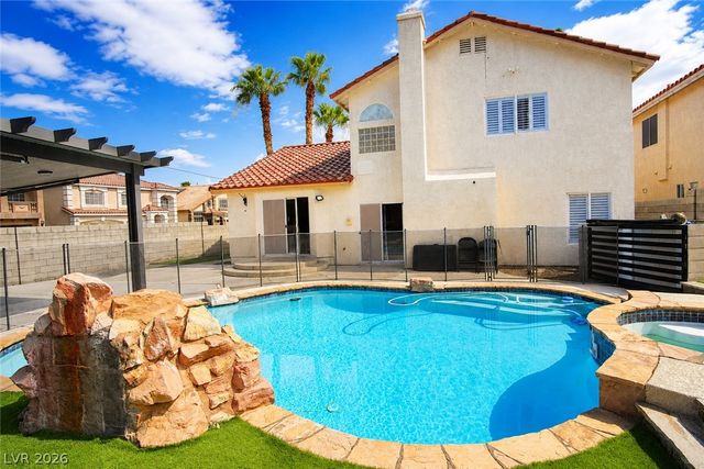 9682 Driftwood Island Court, Las Vegas, NV 89148