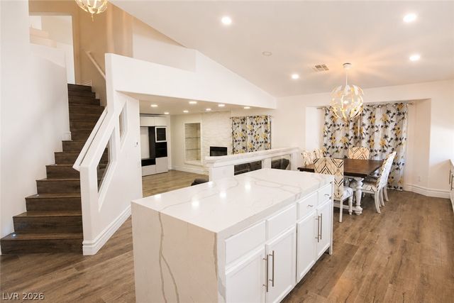 9682 Driftwood Island Court, Las Vegas, NV 89148