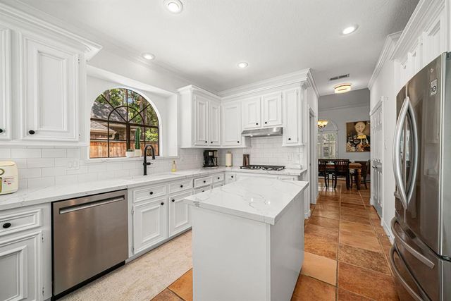 12927 Finch Brook Drive, Cypress, TX 77429