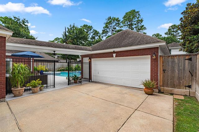 12927 Finch Brook Drive, Cypress, TX 77429
