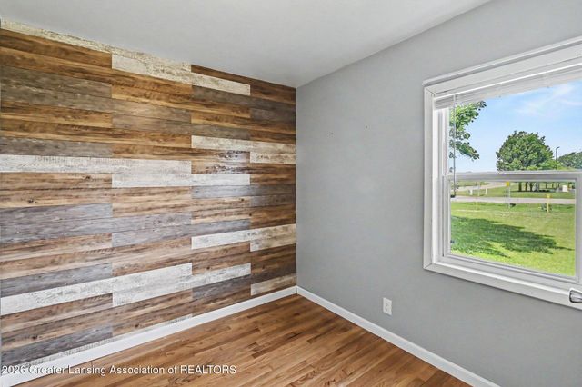 4015 E Clinton Trail, Charlotte, MI 48813