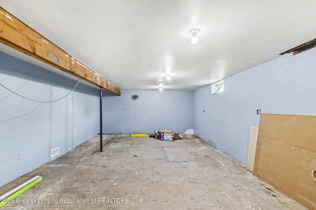 4015 E Clinton Trail, Charlotte, MI 48813
