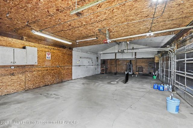 4015 E Clinton Trail, Charlotte, MI 48813