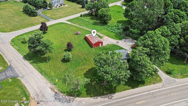 4015 E Clinton Trail, Charlotte, MI 48813