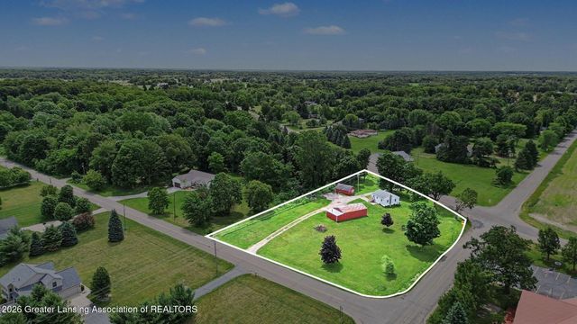 4015 E Clinton Trail, Charlotte, MI 48813