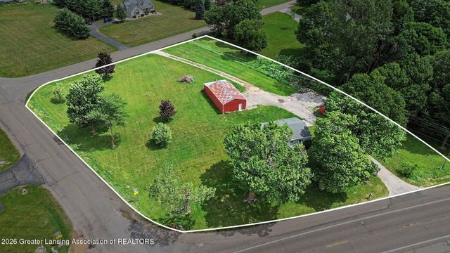 4015 E Clinton Trail, Charlotte, MI 48813