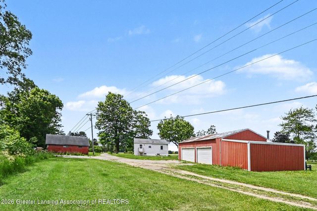 4015 E Clinton Trail, Charlotte, MI 48813