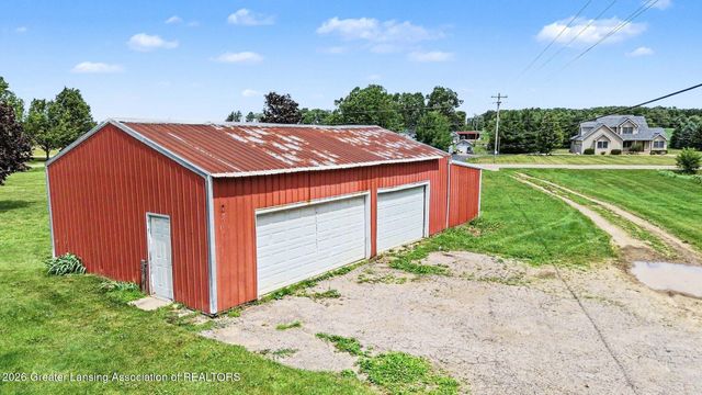 4015 E Clinton Trail, Charlotte, MI 48813
