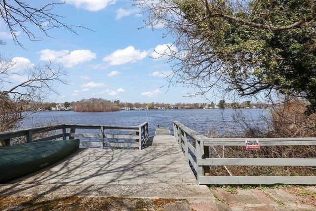 111 Westminster Rd, Weymouth, MA 02188