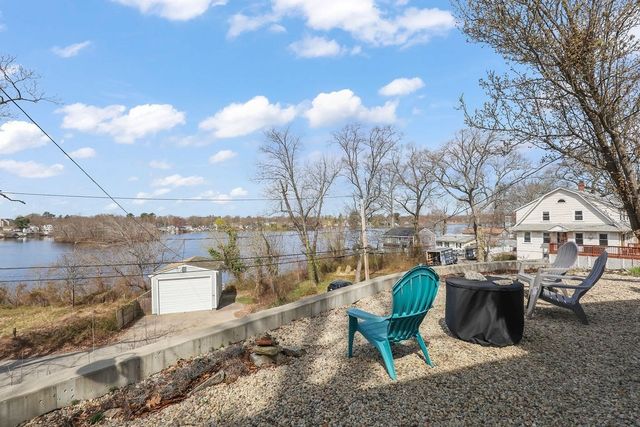 111 Westminster Rd, Weymouth, MA 02188