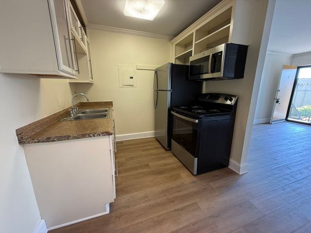 3600 Hillsboro Pike Apt E9, Nashville, TN 37215