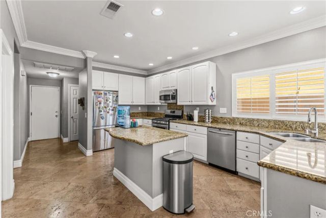 2843 S Buena Vista, Corona, CA 92882