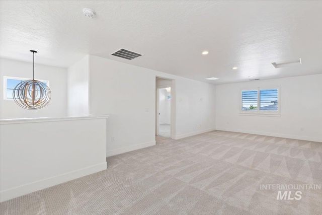 5944 E Hootowl Dr, Boise, ID 83716