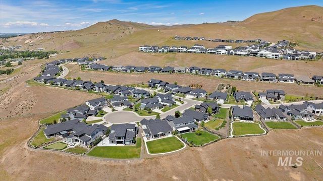 5944 E Hootowl Dr, Boise, ID 83716