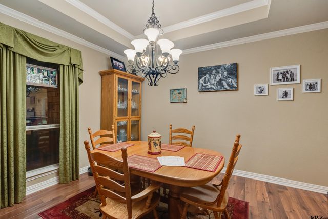 24060 Red Azalea, Lindale, TX 75771