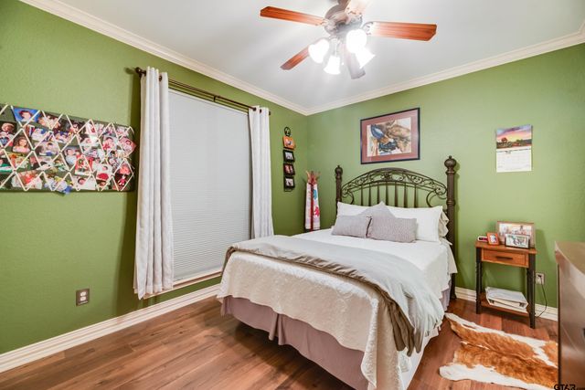 24060 Red Azalea, Lindale, TX 75771
