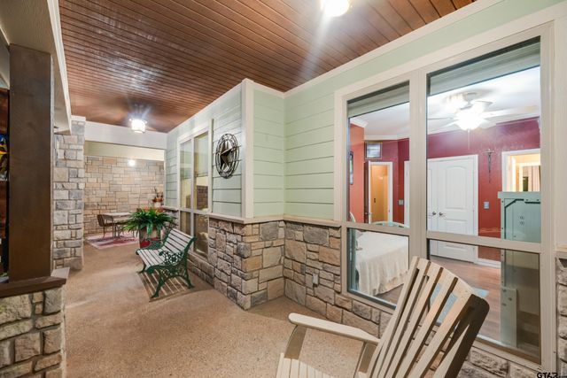 24060 Red Azalea, Lindale, TX 75771