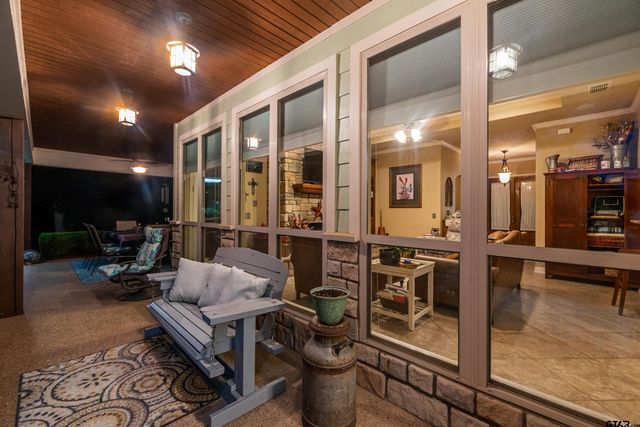 24060 Red Azalea, Lindale, TX 75771