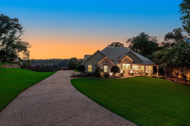 24060 Red Azalea, Lindale, TX 75771