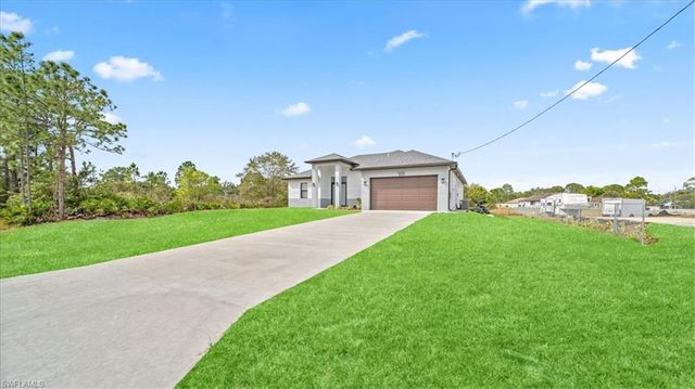 705 8th AVE, Lehigh Acres, FL 33972