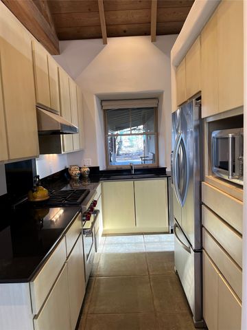 32 Two Horse Trail, Santa Fe, NM 87508