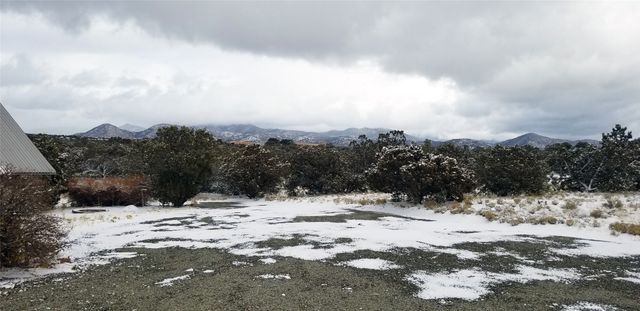 32 Two Horse Trail, Santa Fe, NM 87508