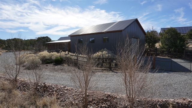 32 Two Horse Trail, Santa Fe, NM 87508