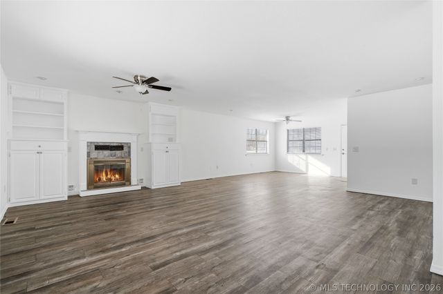 14824 S 337th East Avenue, Coweta, OK 74429