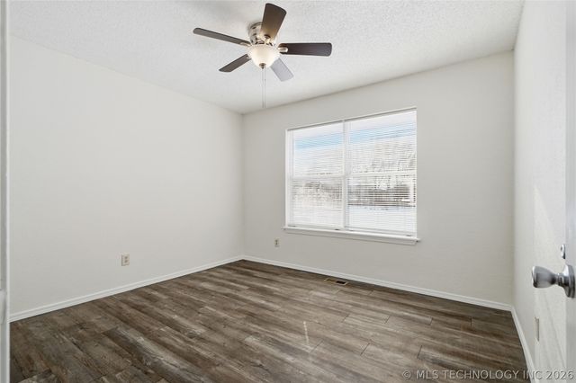 14824 S 337th East Avenue, Coweta, OK 74429