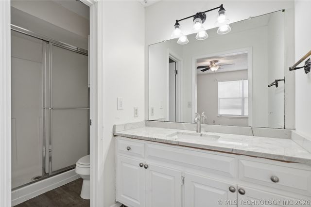 14824 S 337th East Avenue, Coweta, OK 74429