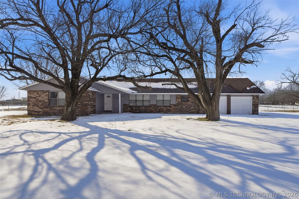 14824 S 337th East Avenue, Coweta, OK 74429