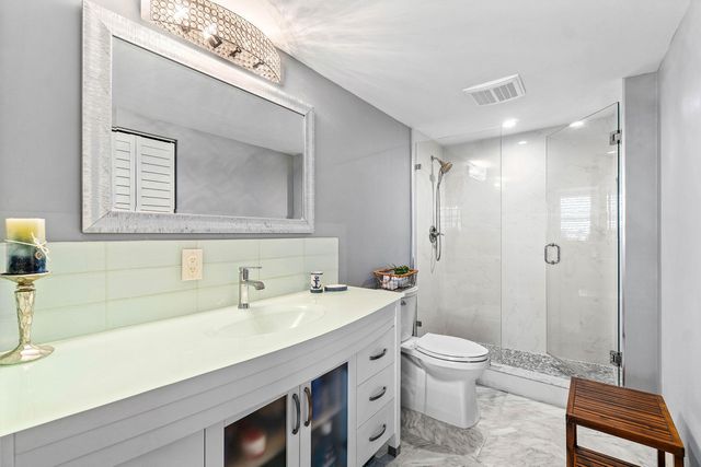 930 Dogwood Drive 556, Delray Beach, FL 33483
