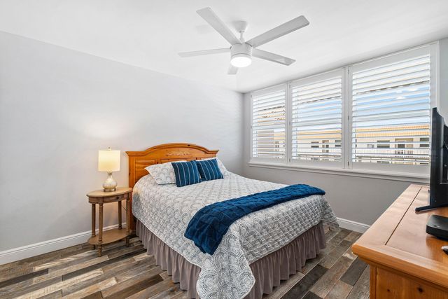 930 Dogwood Drive 556, Delray Beach, FL 33483