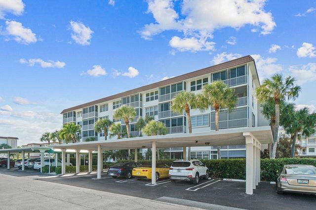 930 Dogwood Drive 556, Delray Beach, FL 33483