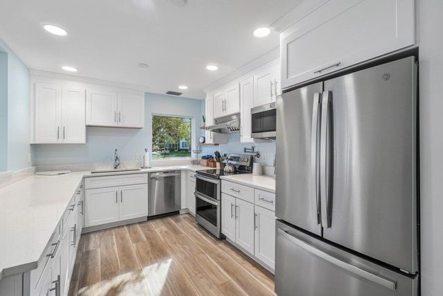 930 Dogwood Drive 556, Delray Beach, FL 33483