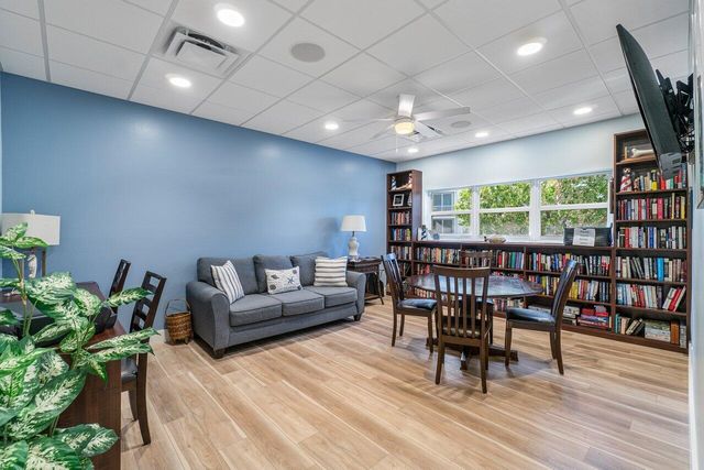 930 Dogwood Drive 556, Delray Beach, FL 33483
