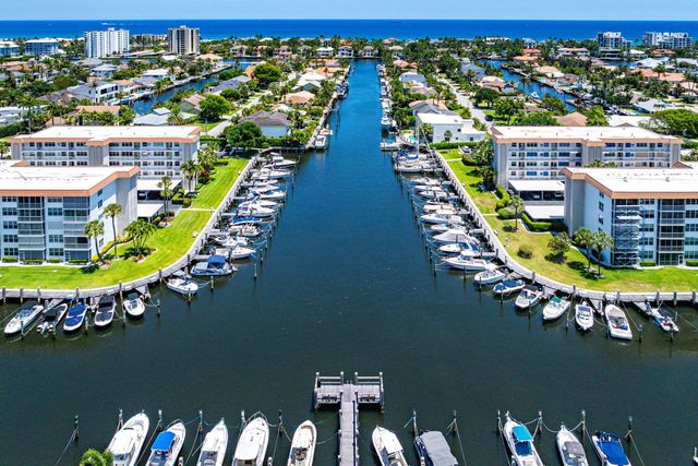 930 Dogwood Drive 556, Delray Beach, FL 33483
