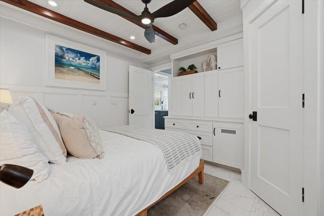 104 Onyx Avenue, Newport Beach, CA 92662