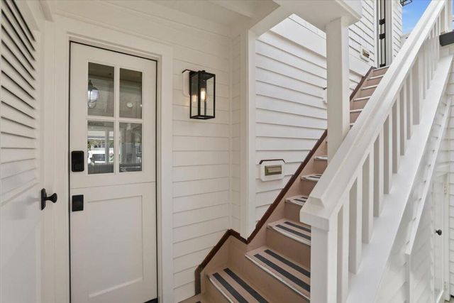 104 Onyx Avenue, Newport Beach, CA 92662