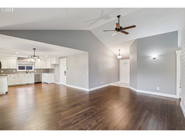 1304 Se 1ST Ave, Battle Ground, WA 98604