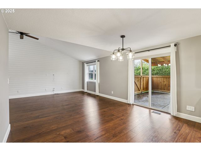 1304 Se 1ST Ave, Battle Ground, WA 98604