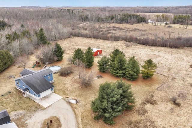 265 E LEEWARD STREET, Sturgeon Bay, WI 54235